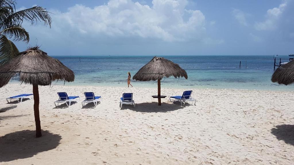 Cancun Beachfront 417 Exterior photo
